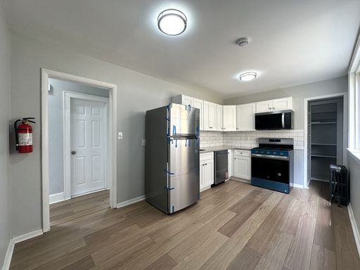 38 Handy St, Unit B — photo 4