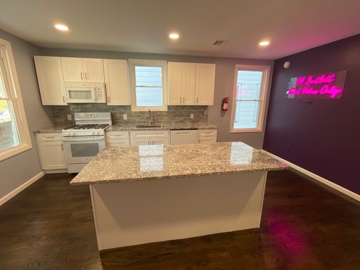 39 Bartlett St — photo 4
