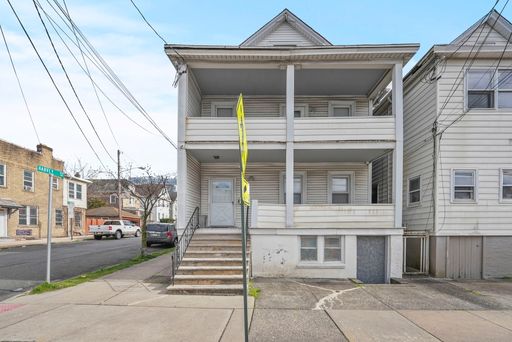 226 Hamilton St, Apt 1 photo 1