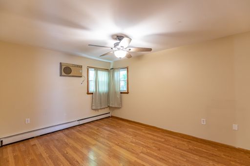 23 Dix St, Apt 1 — photo 3