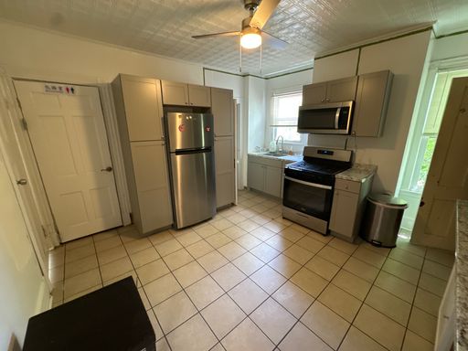 138 Hamilton St, Apt 2 — photo 5