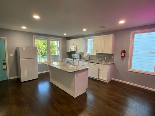 39 Bartlett St — photo 3