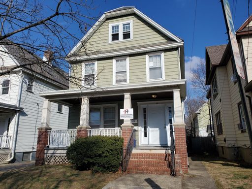 37 Baldwin St, Apt 2 photo 1