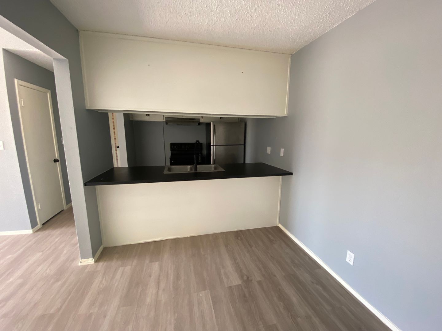 Weslaco Apartment: 517 S. Westgate Drive