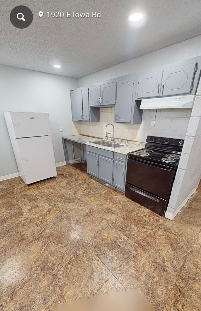 Edinburg Apartment: 1920 E Iowa Rd