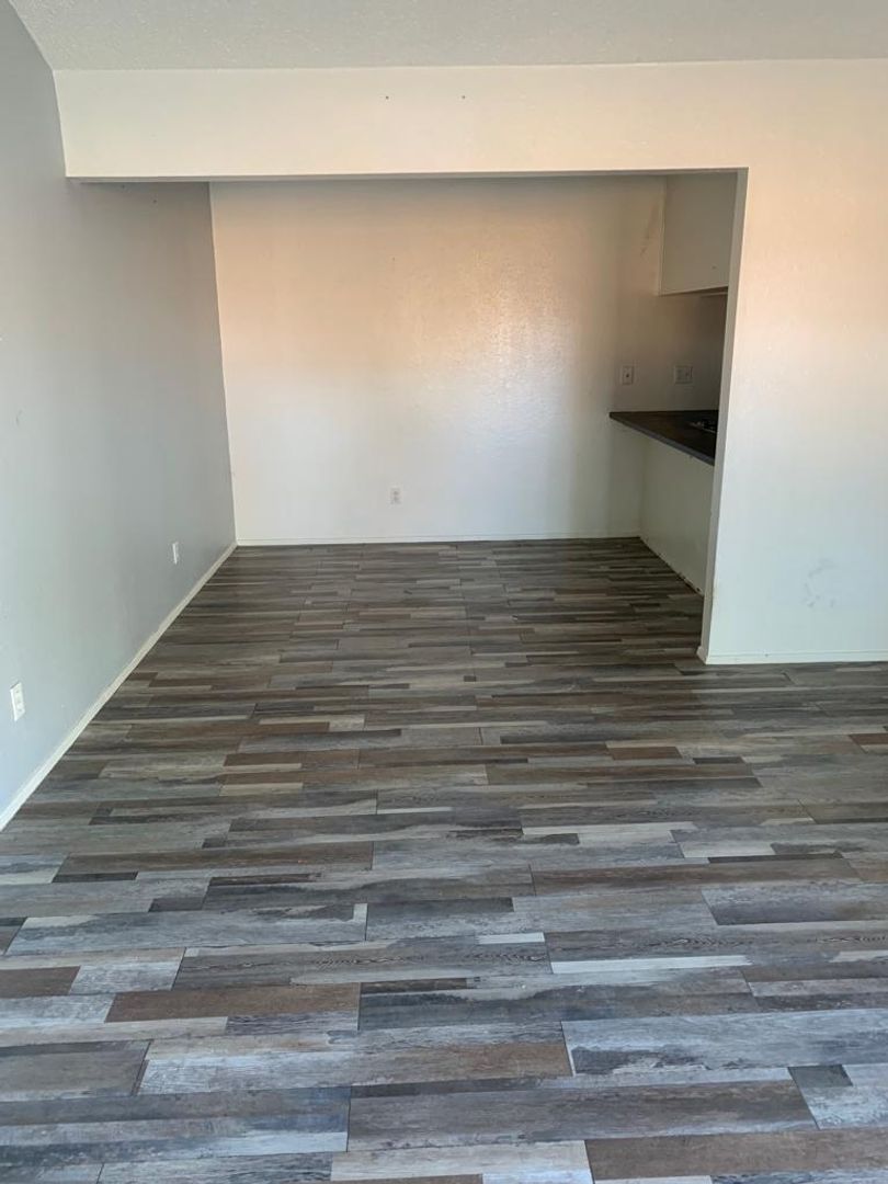 Weslaco Apartment: 517 S. Westgate Drive