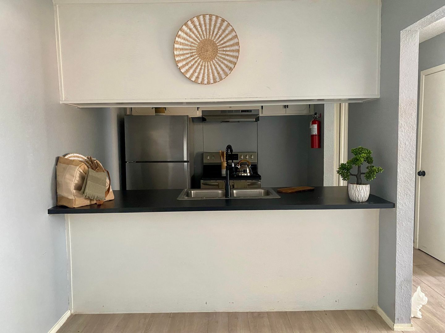 Weslaco Apartment: 517 S. Westgate Drive