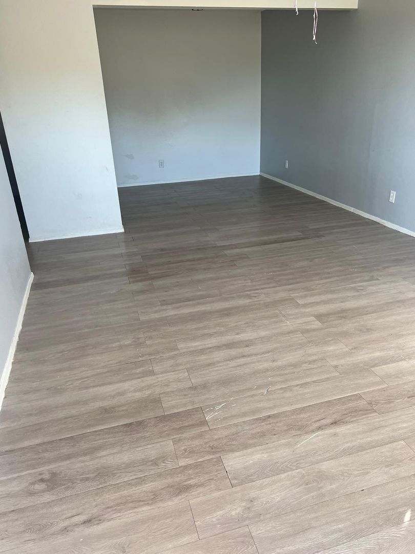 Weslaco Apartment: 517 S. Westgate Drive