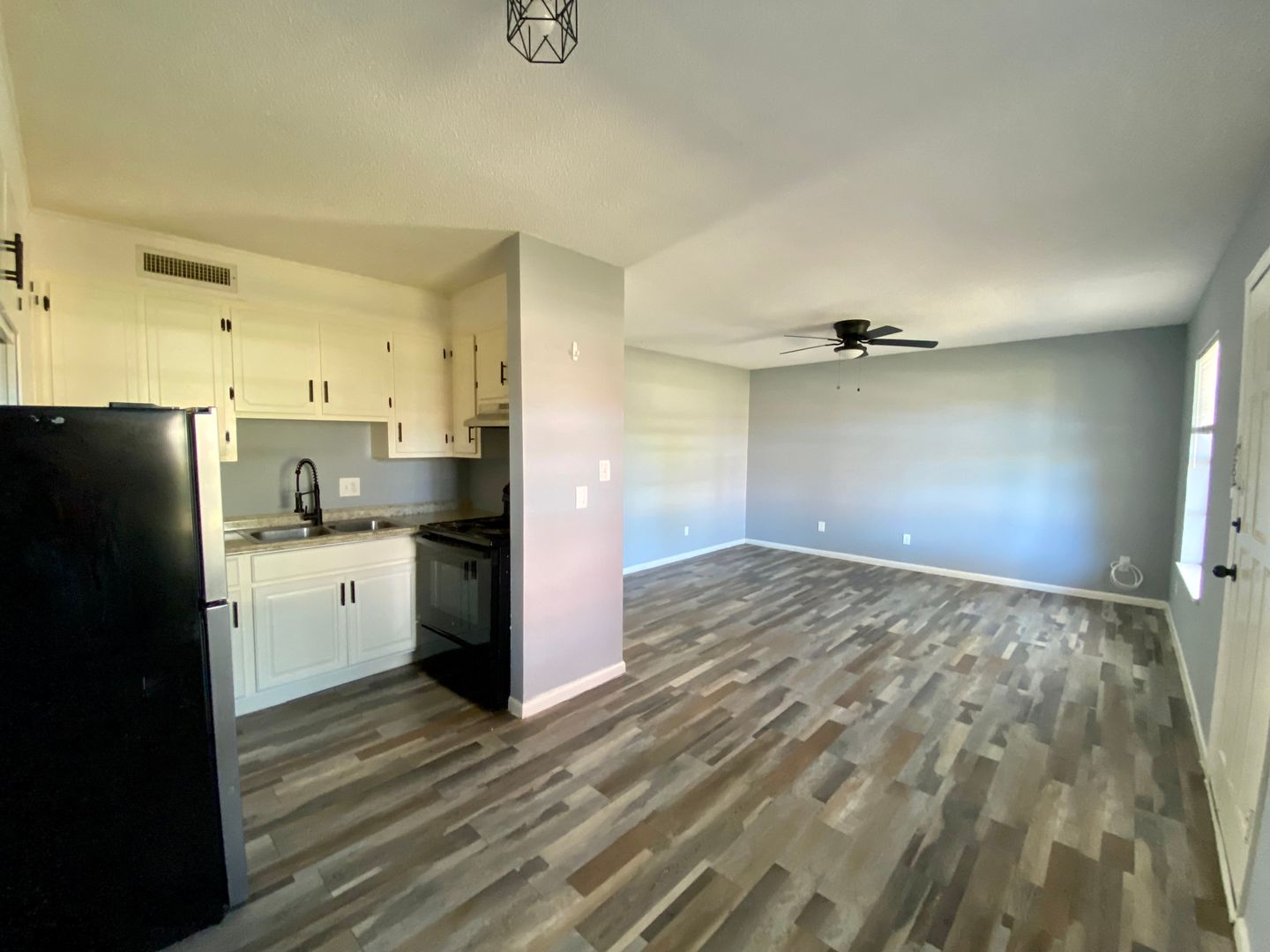 Weslaco Apartment: 103 Audrey Drive