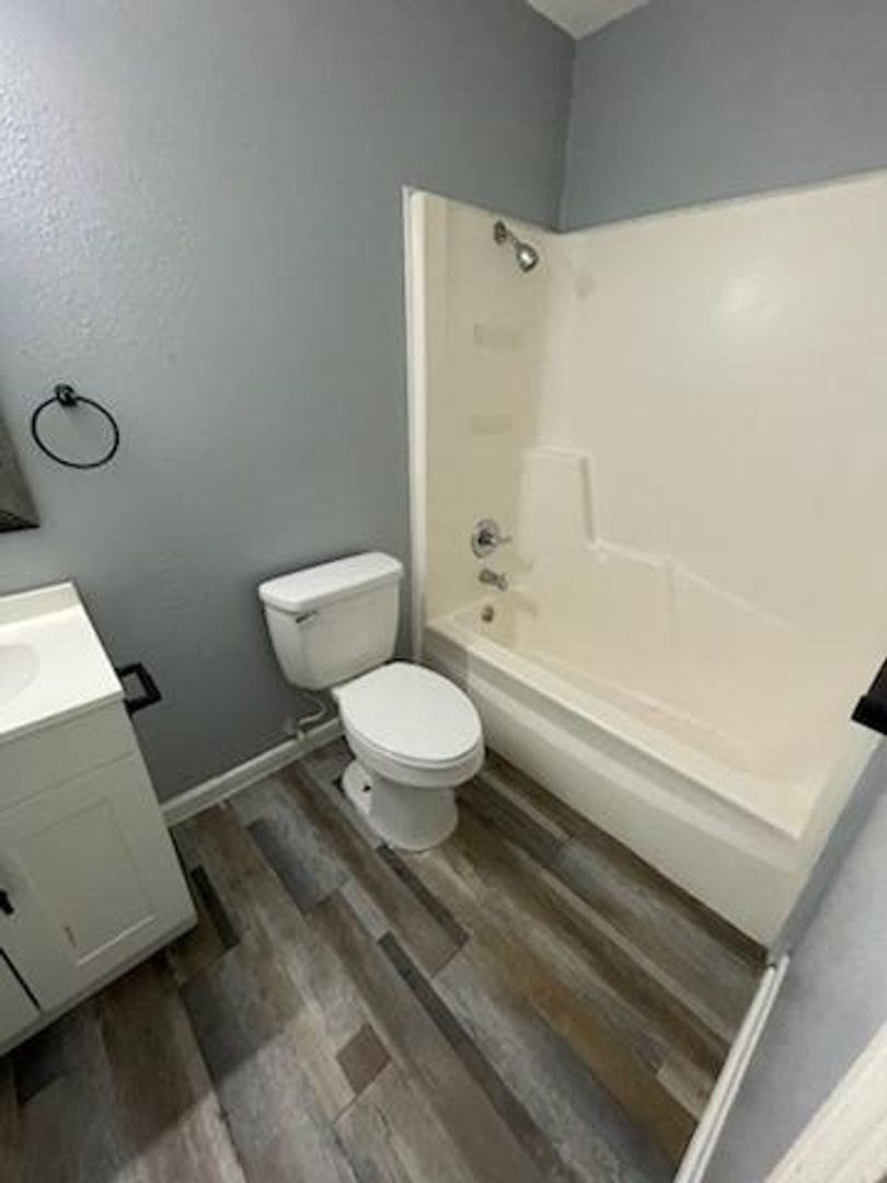 Audrey Garden Apartments 10 of 12
