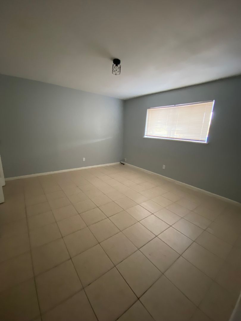 Weslaco Apartment: 103 Audrey Drive