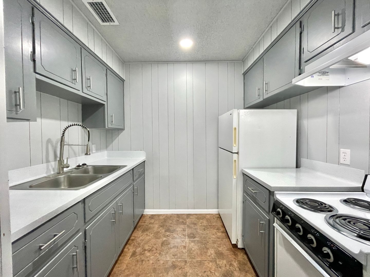 Weslaco Apartment: 222 S. Westgate Dr