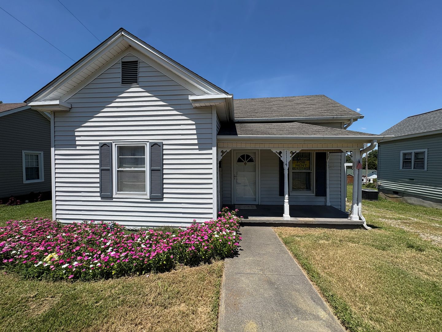 High Point House: 1114 Textile Place