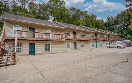 Spacious 2 Bedroom Apartment! – photo 1