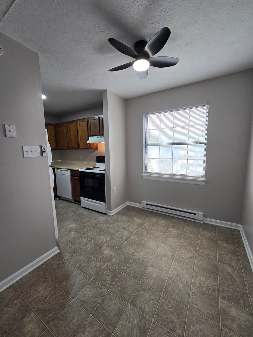 Martinsburg Apartment: 281 Needy Rd