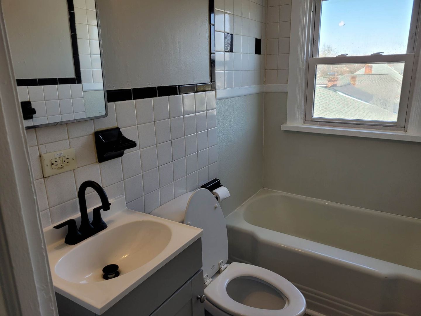 Hagerstown Apartment: 918/920 Mulberry Ave