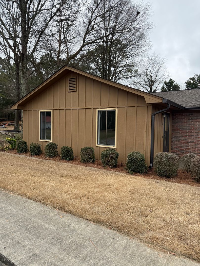 Cedartown Apartment: 71 Evergreen Lane