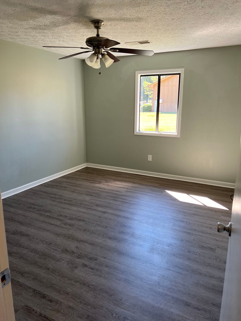 Cedartown Apartment: 97 Evergreen Lane