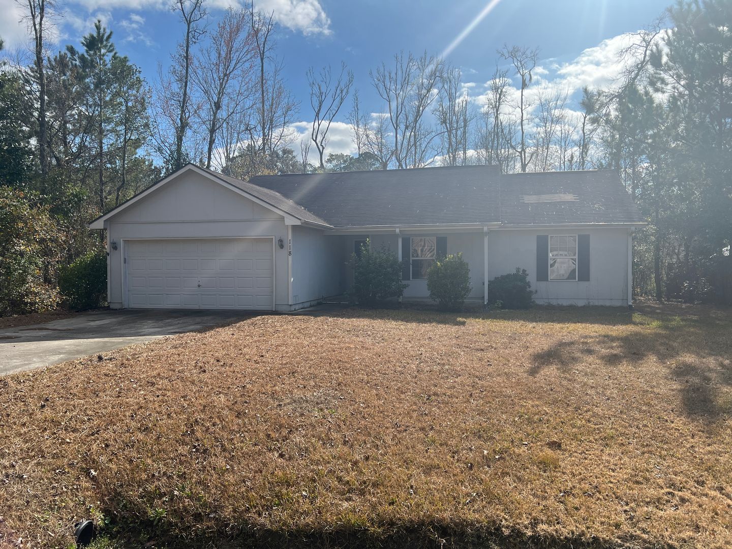 Kingsland House: 118 Creekwood Circle