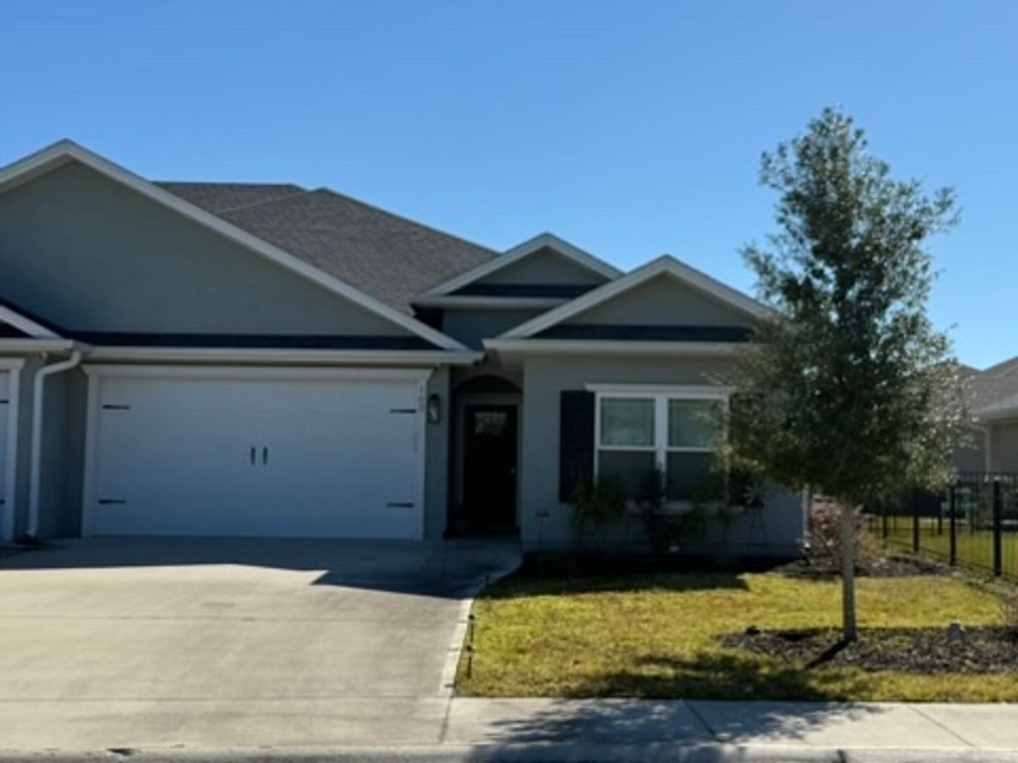 Kingsland House: 102 Richard Lee Drive