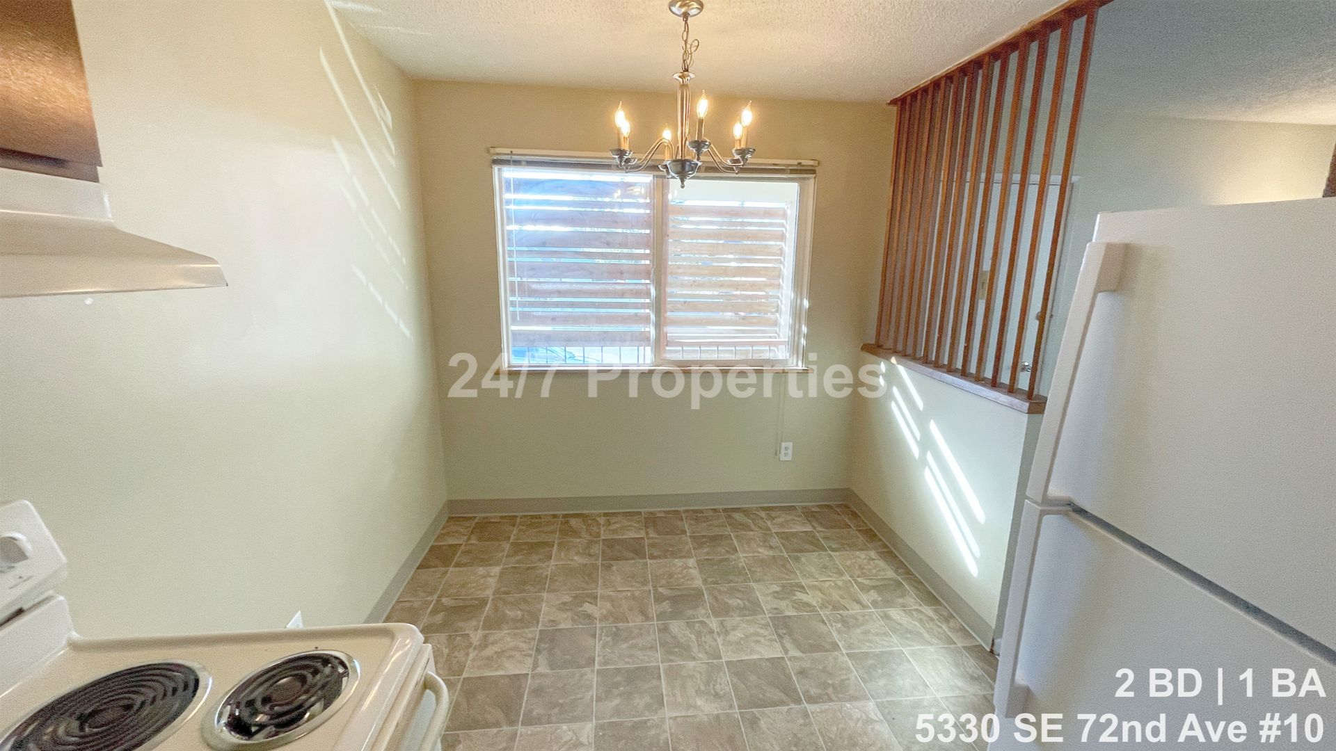 Portland Apartment: 5330 SE 72nd Ave.