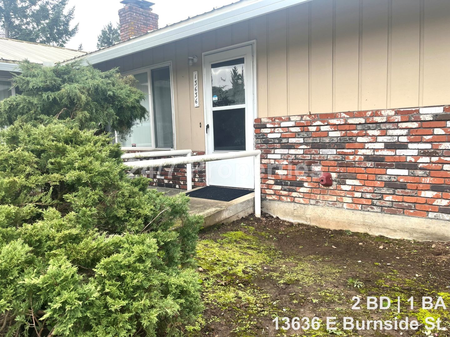 Portland Apartment: 13636 E. Burnside St.