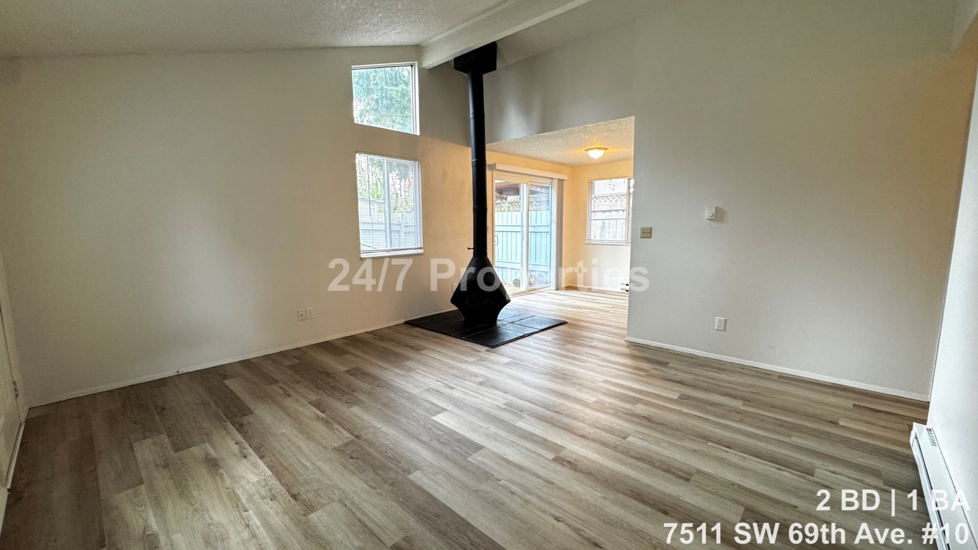Portland Apartment: 7511 SW 69th Ave.