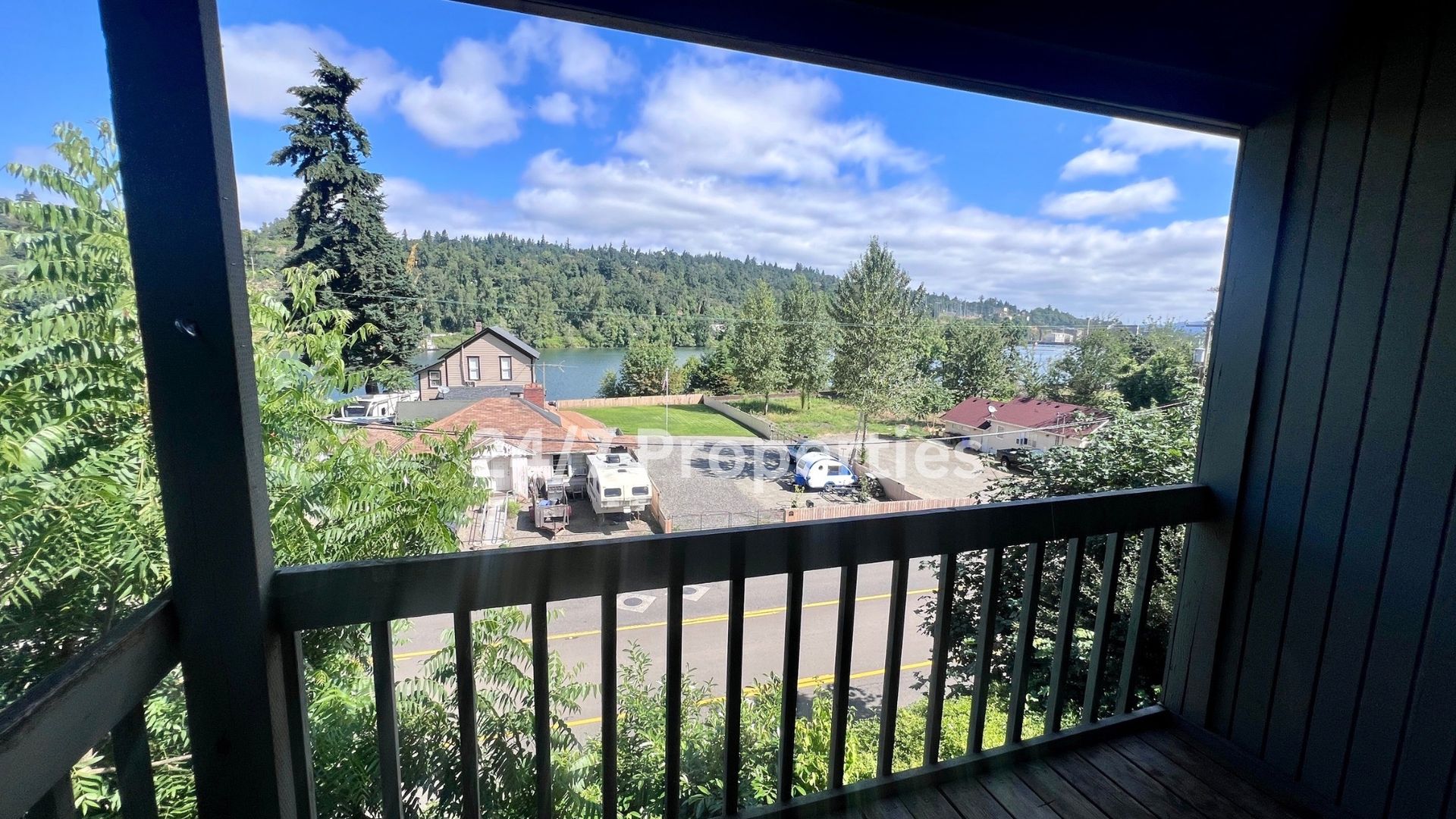 Oregon City Apartment: 801 3rd Avenue - Unit 8