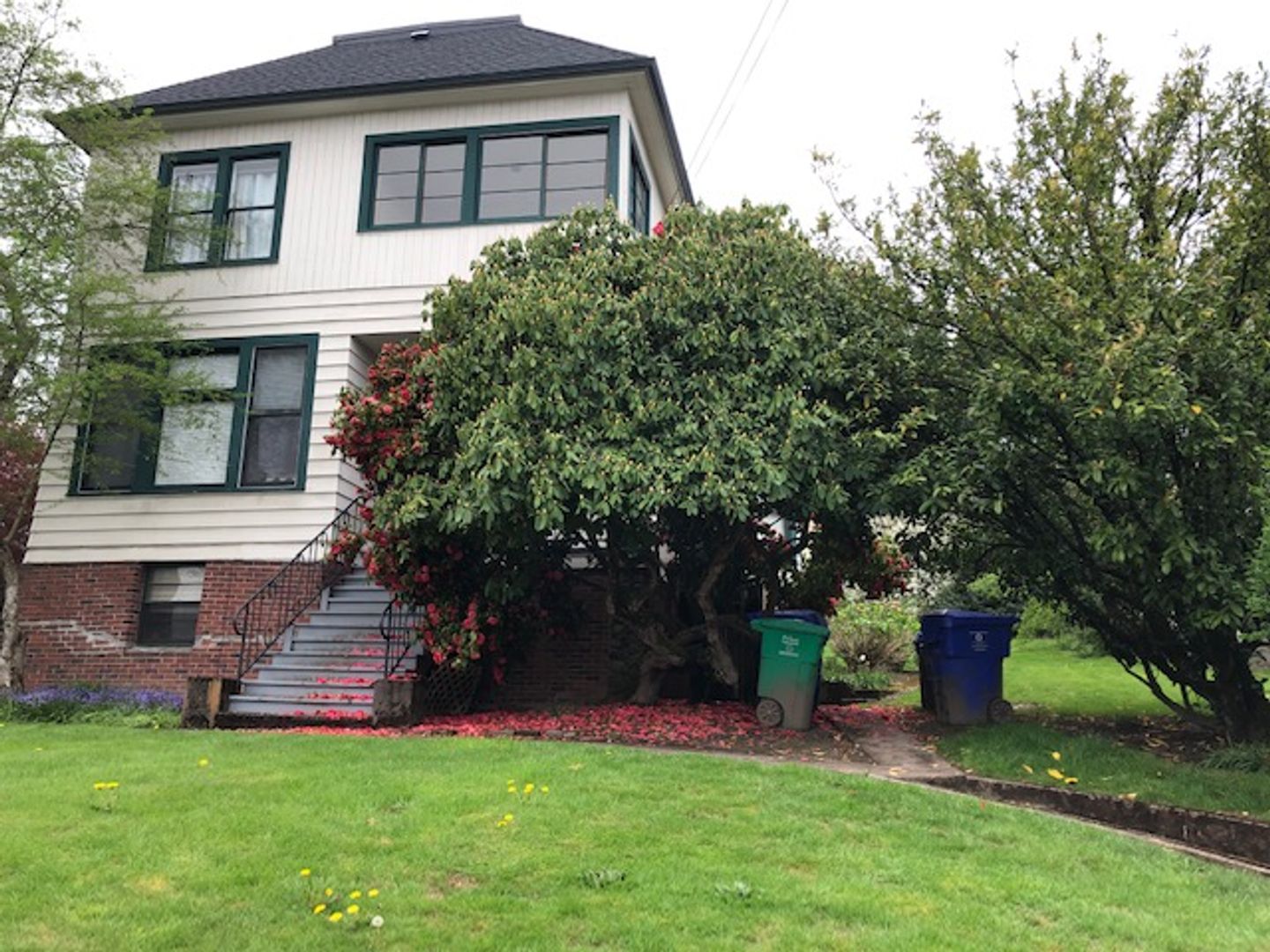 Portland Apartment: 4131 SW View Point Ter.