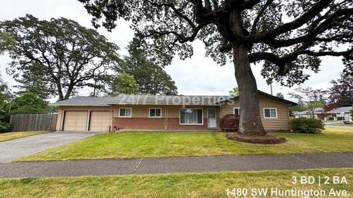 Comfortable 3 BD | 2 BA - Cedar Hills Neighborhood – photo 1