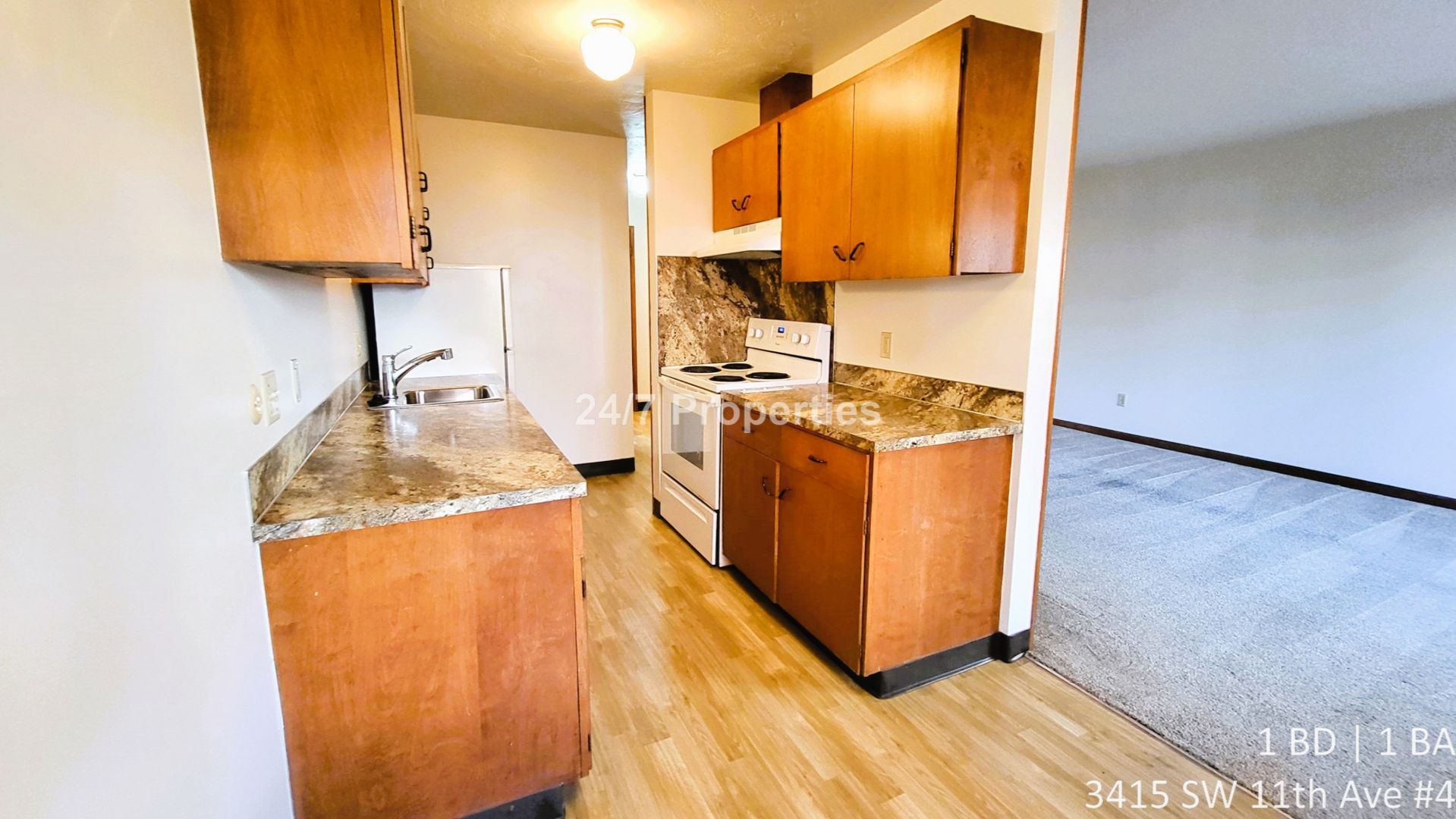Portland Apartment: 3415 SW 11th  Ave. - Unit 4