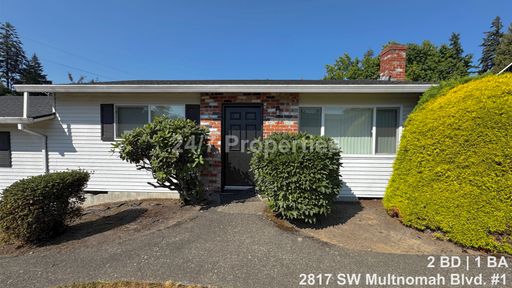 Charming 2 BD | 1 BA Unit w/ Parking - Multnomah Village – photo 1