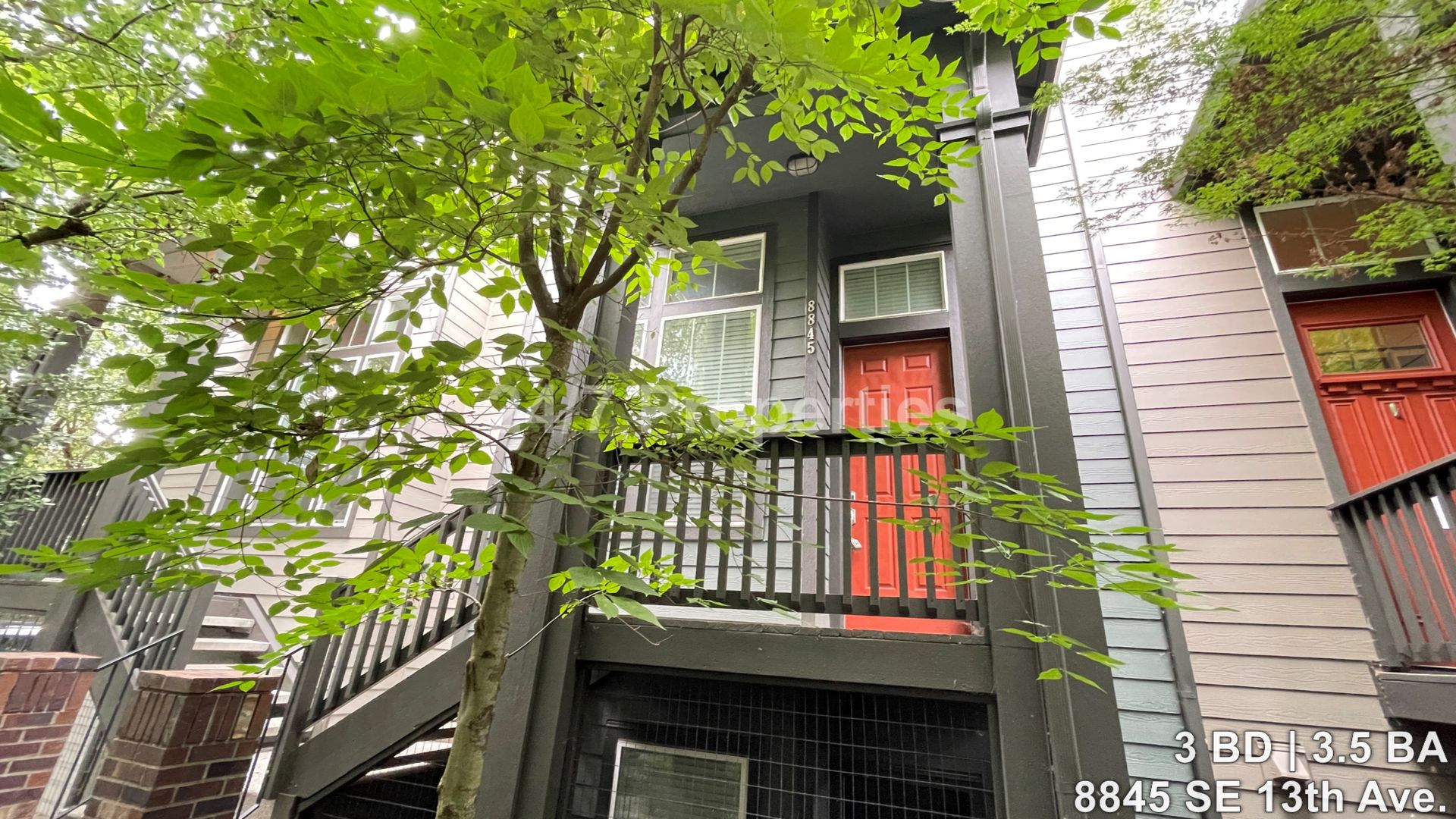 Portland House: 8845 SE 13th Avenue