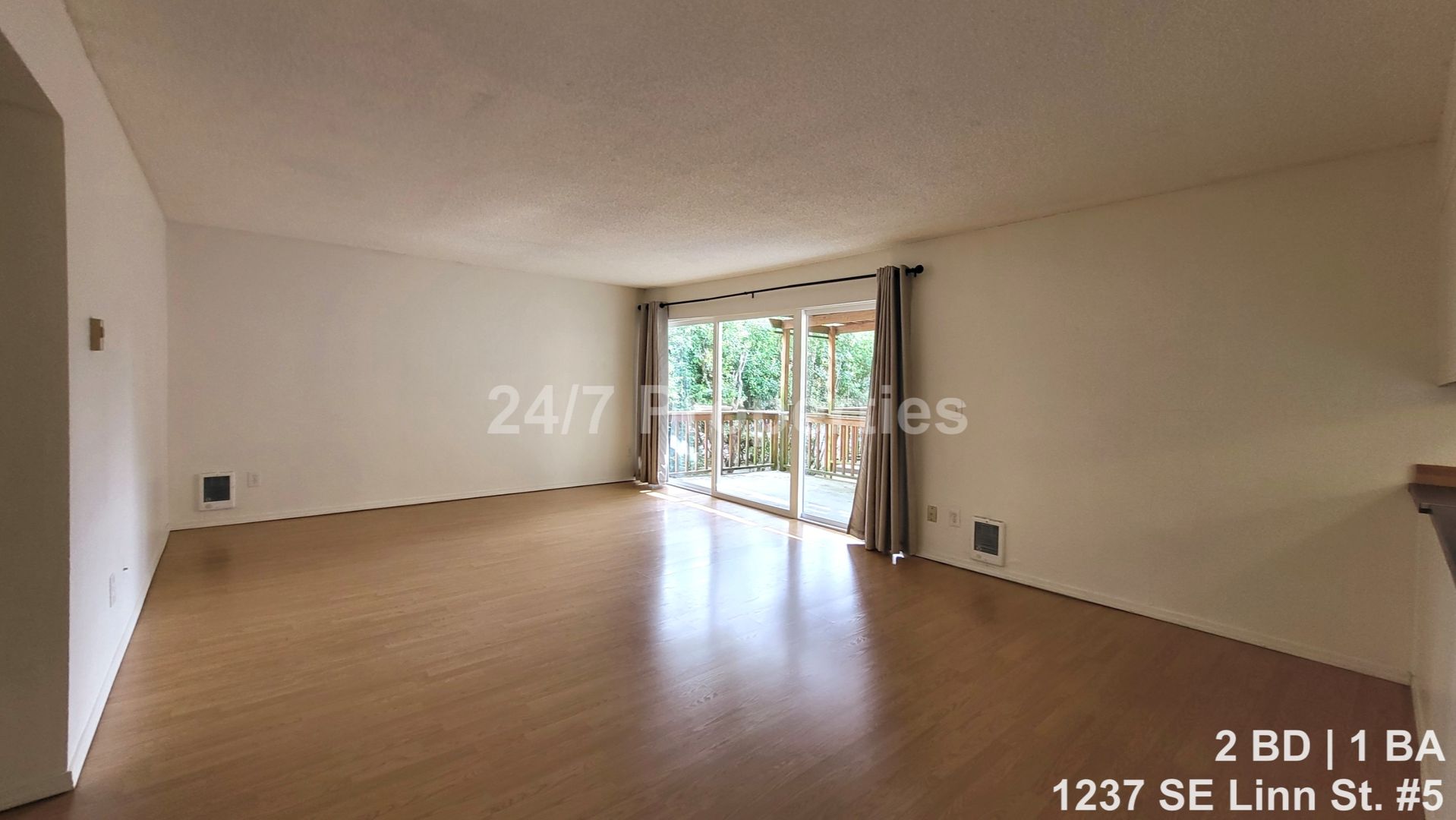 Portland Apartment: 1237 SE Linn St.