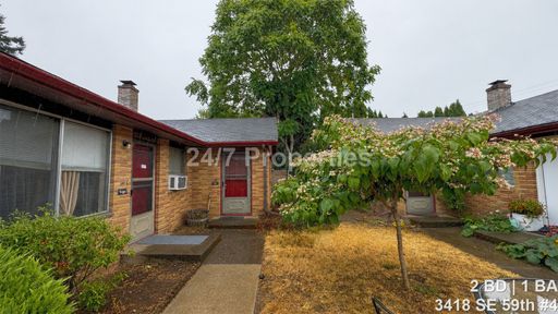 Updated 2 BD | 1 BA w/ Additional Storage - SE Portland – photo 1