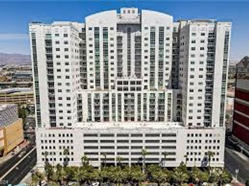 1-Bedroom on 22nd Floor of The Ogden! – photo 1
