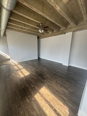 1 Month FREE RENT Large 1 Bedroom 1 Bathroom – photo 1