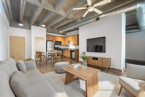 1 Bedroom 1 Bathroom at The Crown Downtown! – photo 1