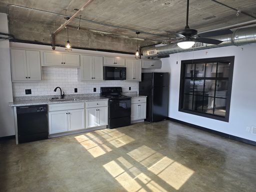 1 Bedroom Loft Apartment in Luxury Building! – photo 1