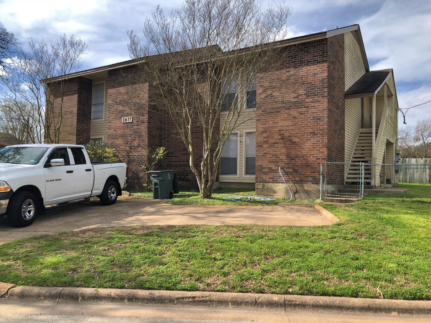 Bryan Apartment: 2617 Pecan Ridge