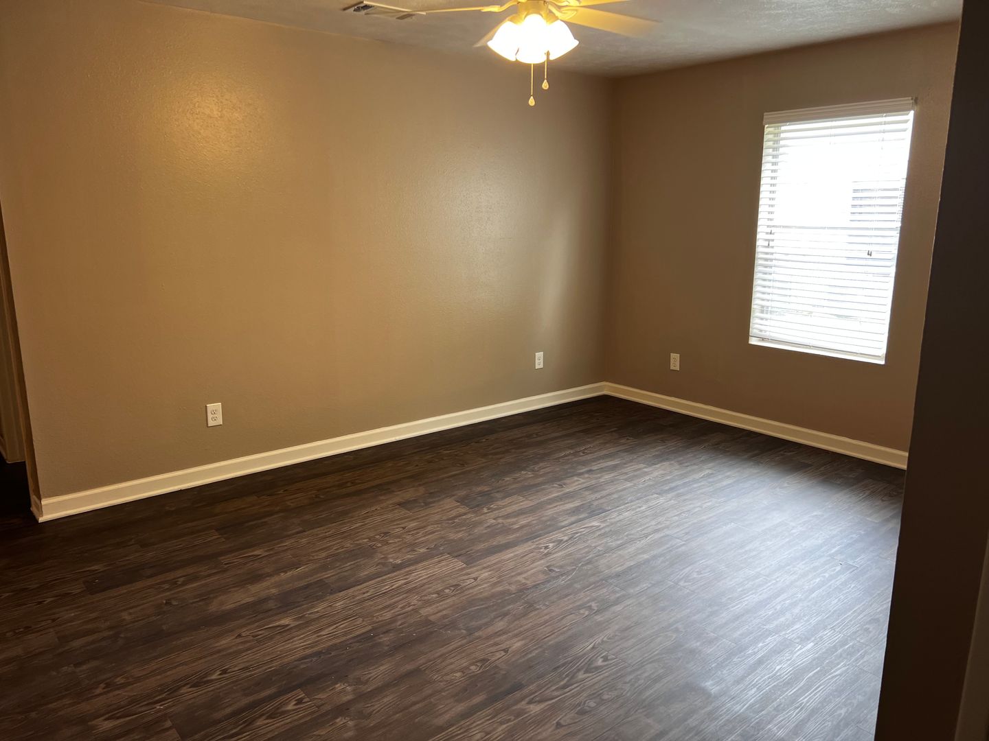 College Station Apartment: 2401 Welsh Ave