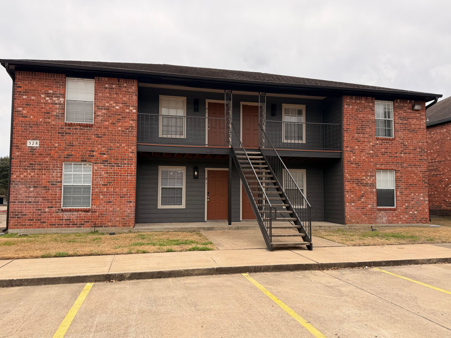 College Station Apartment: 528 Southwest Parkway