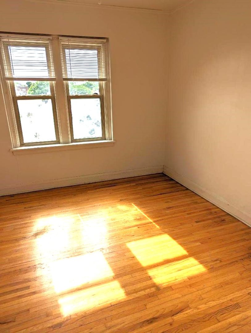 Garfield Apartments 4 of 5