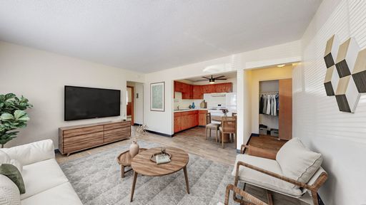 Enjoy a small community in an ideal Richfield location close to everything you need. – photo 1