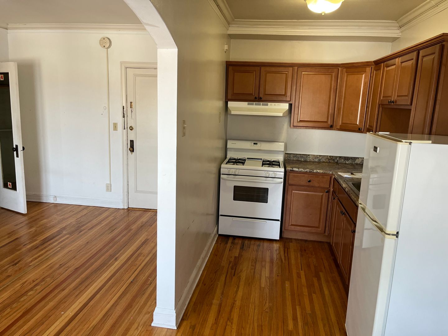 Garfield Apartments 4 of 10