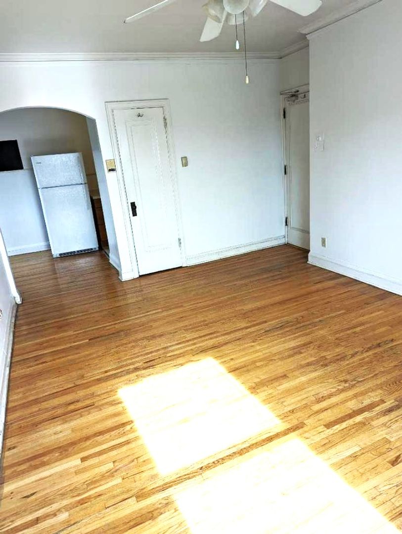 Garfield Apartments 3 of 5