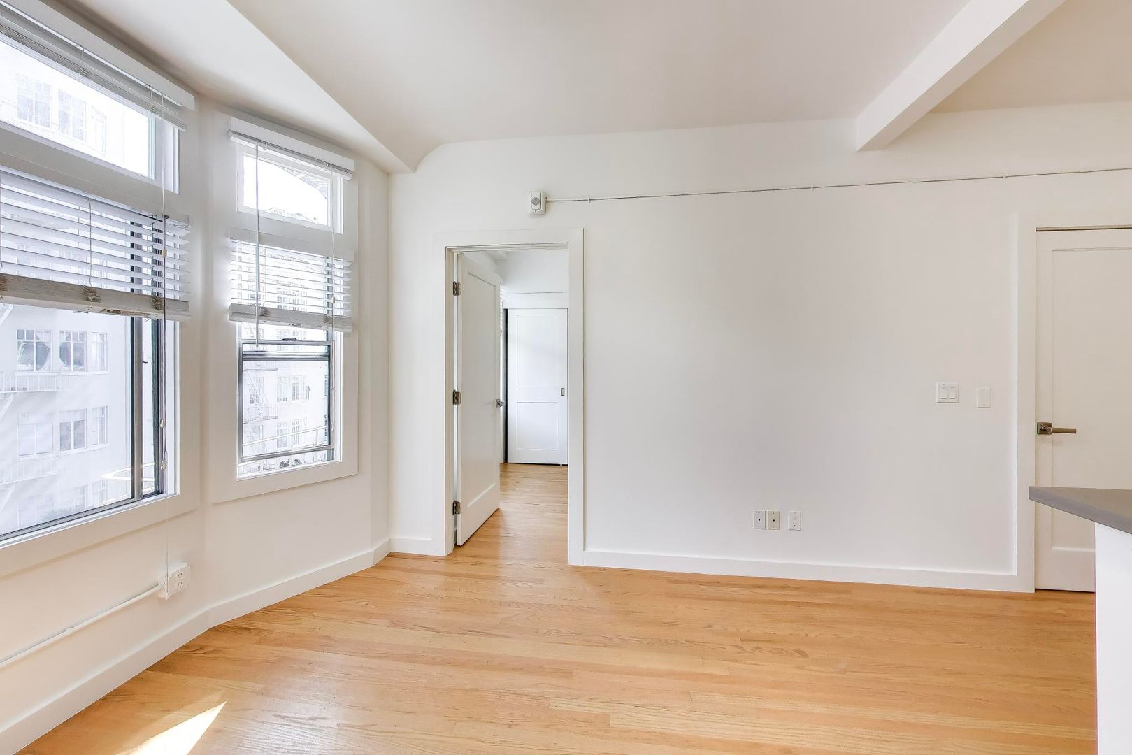 535 Leavenworth Street - Main Image