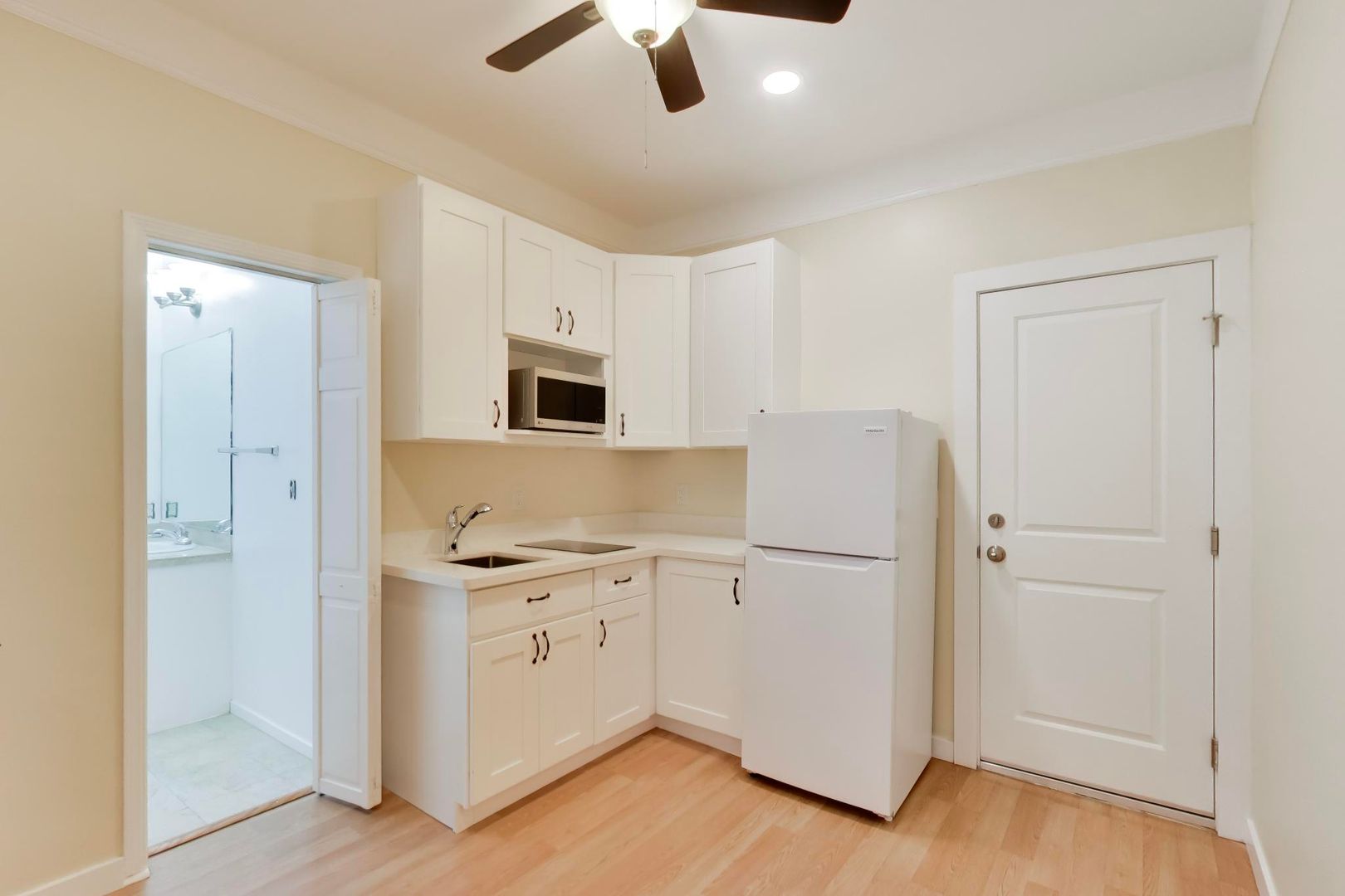 628 Waverly Street - Main Image