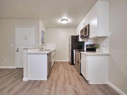 Bright & Spacious 2BR/2BA with Private Outdoor Patio in Castro Valley! – photo 1