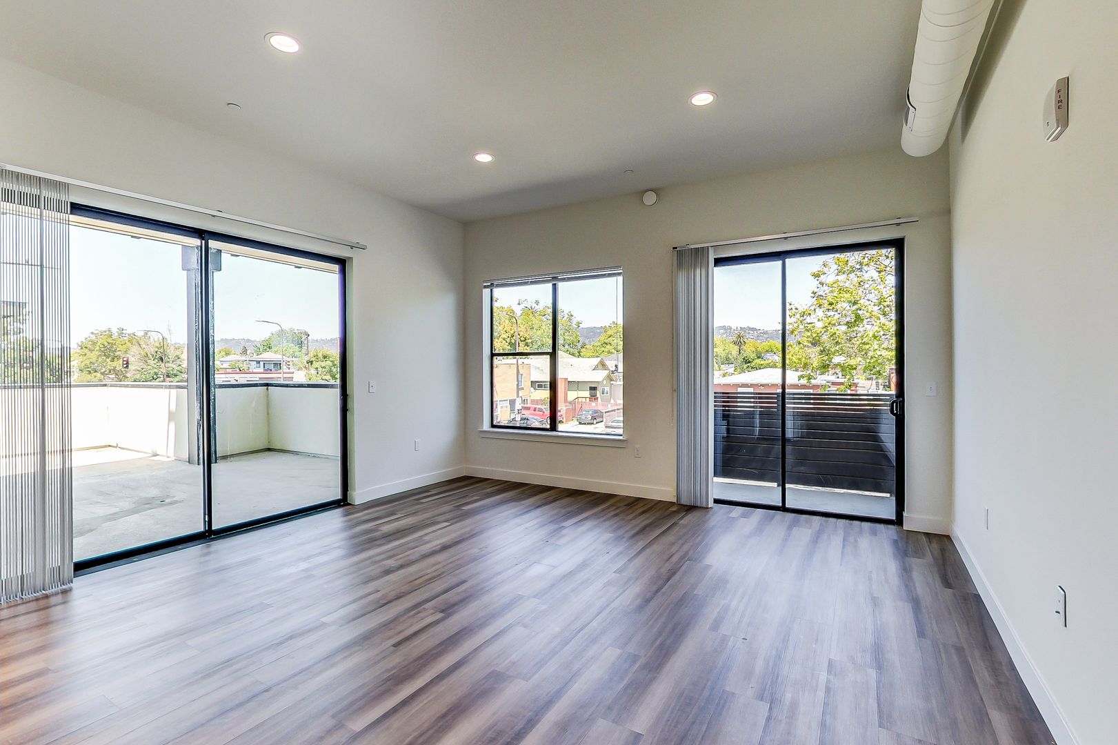 950 63rd Street - Main Image